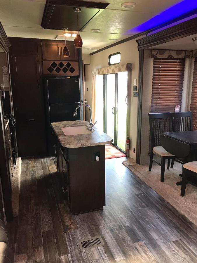 Orchard Queen Motel & Rv Park Middleton Exterior photo